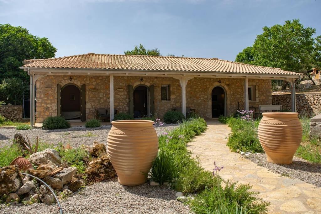 فيلا Avli - Tranquil Stonehouse In Lefkada Alexandros المظهر الخارجي الصورة